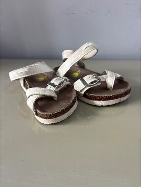 Aloha Island White Toddler Sandals Size 6 with Adjustable Straps Girls Kids